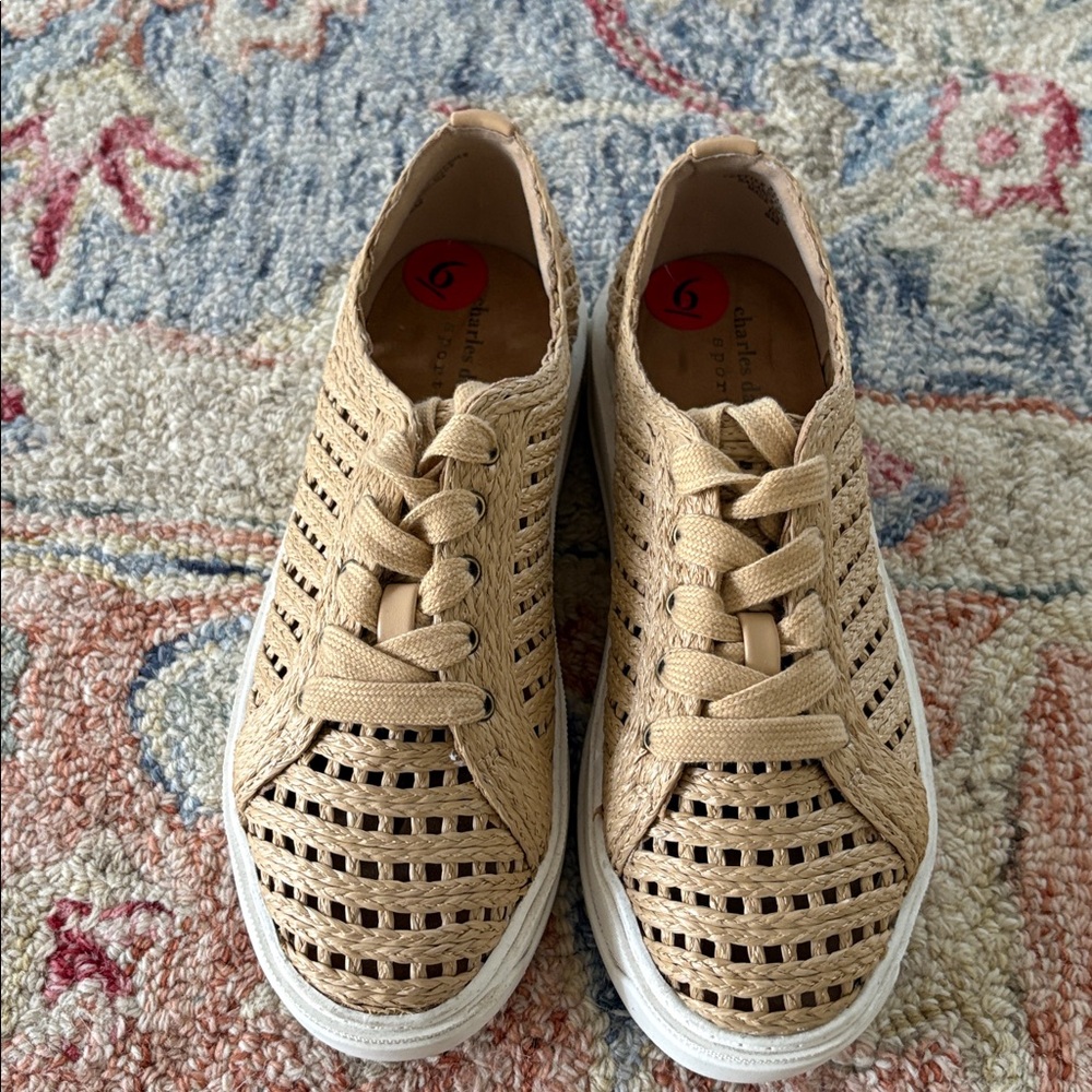 Charles David sz 6 woven sneakers trainers